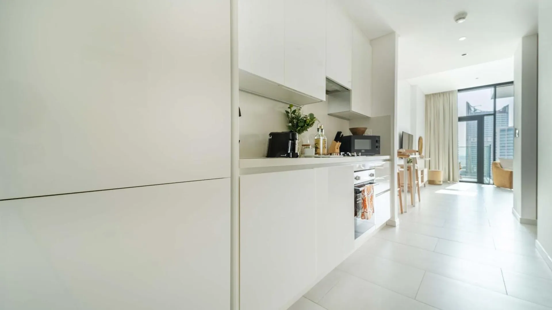 Apartment Frank Porter - Marquise Square Tower Dubai